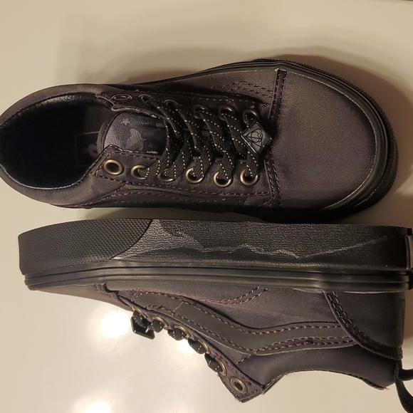 NEVER WORN Vans Harry Potter Unisex Sneakers Kids size 10.5 Dark Purple - Picture 3 of 9